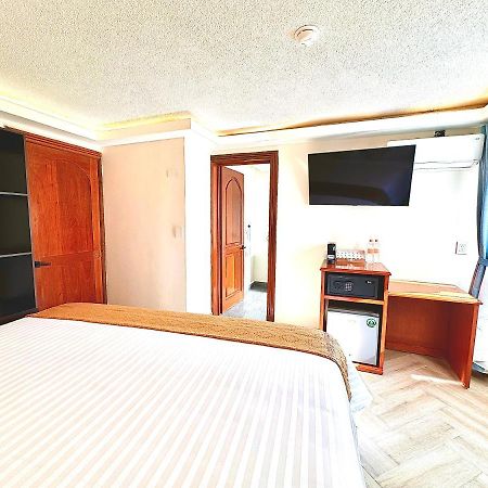 Suites Del Jardin Principal 과나후아토 외부 사진