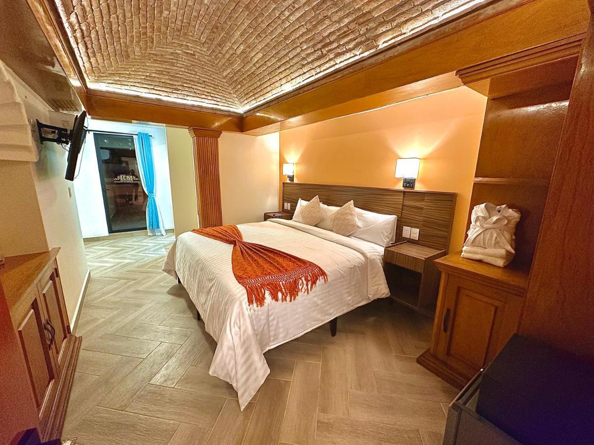 Suites Del Jardin Principal 과나후아토 외부 사진