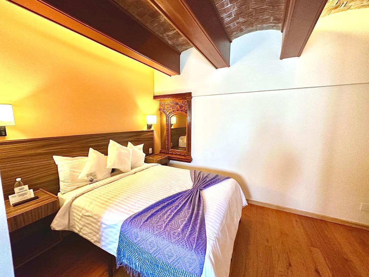Suites Del Jardin Principal 과나후아토 외부 사진