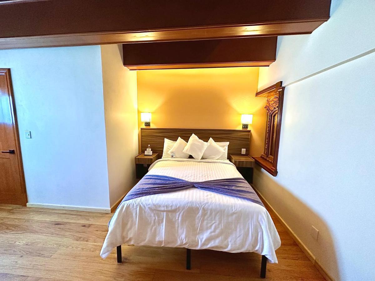 Suites Del Jardin Principal 과나후아토 외부 사진